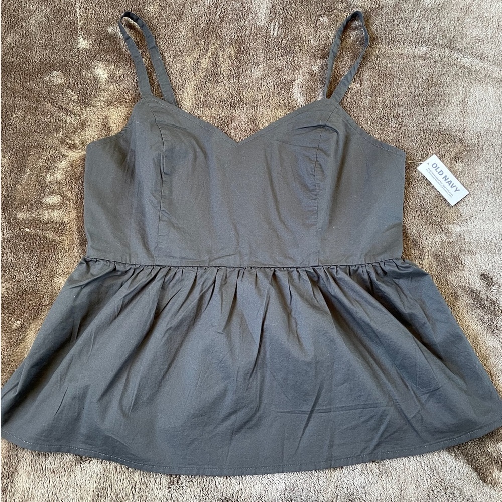 Flowy, gray Old Navy tank top. Size small